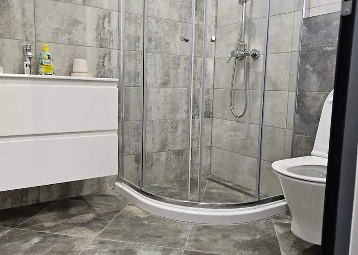 Flat, Close To The 公寓